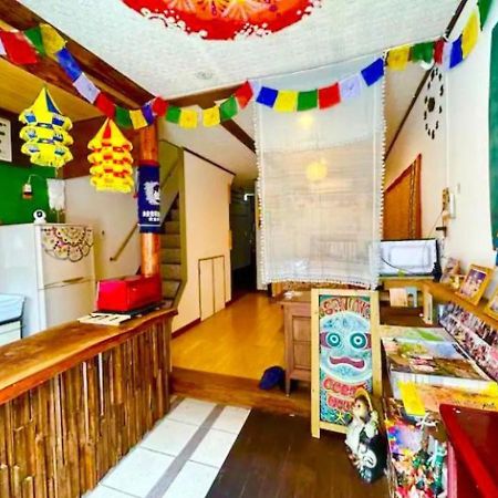 Santana Guest House โอซาก้า ภายนอก รูปภาพ